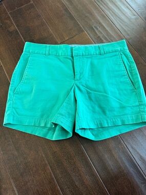Banana Republic Kelly Green Chino Shorts